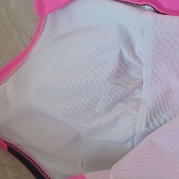 Stunning Tommy Hilfiger Perfectly Pink Zipper Front Bathing Suit - Picture 8 of 9